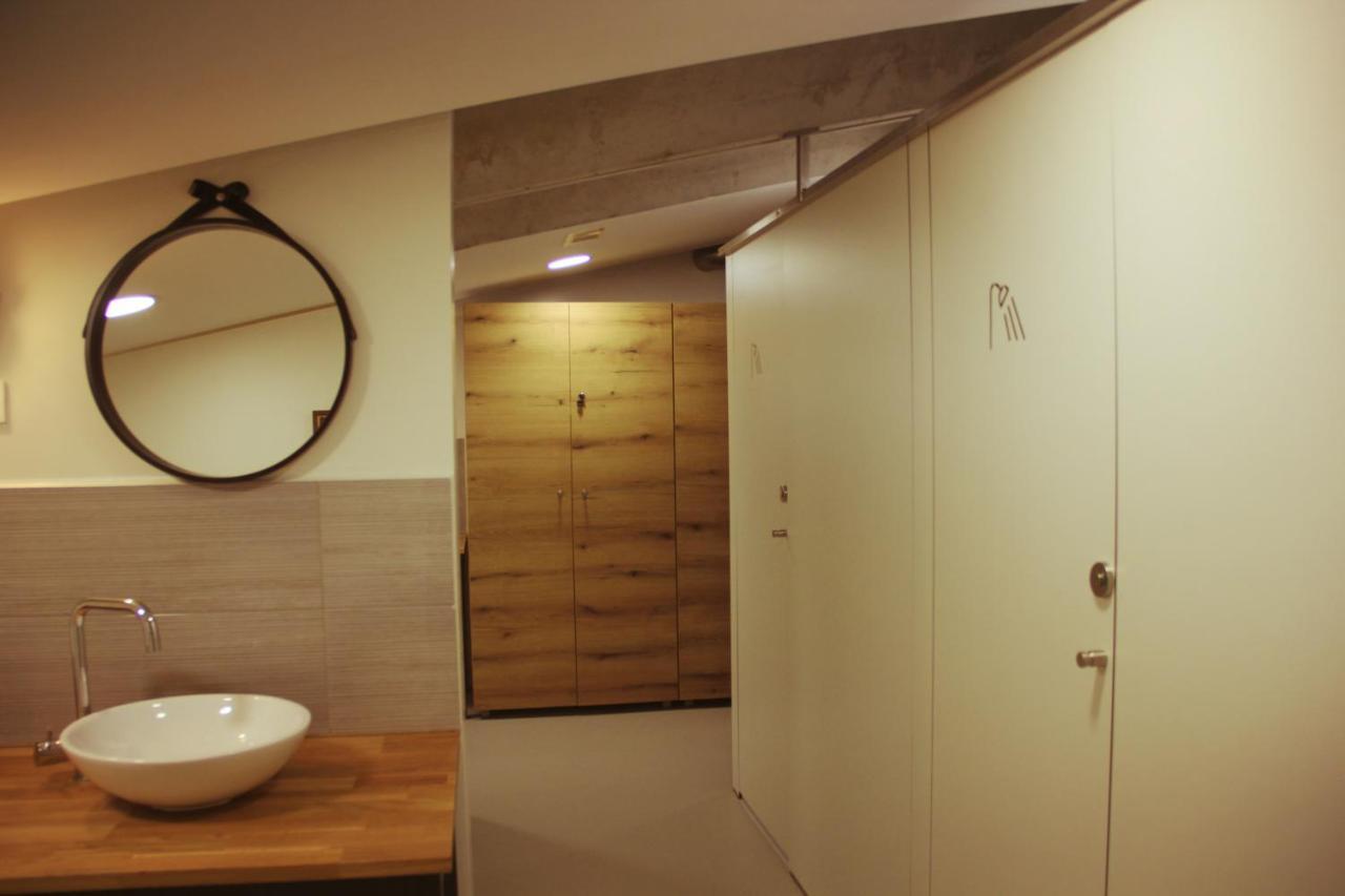 Garage Hostel Nova Gorica Luaran gambar