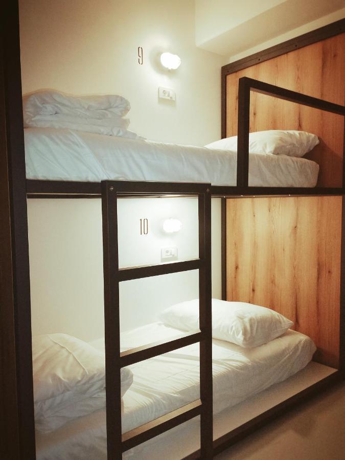 Garage Hostel Nova Gorica Luaran gambar