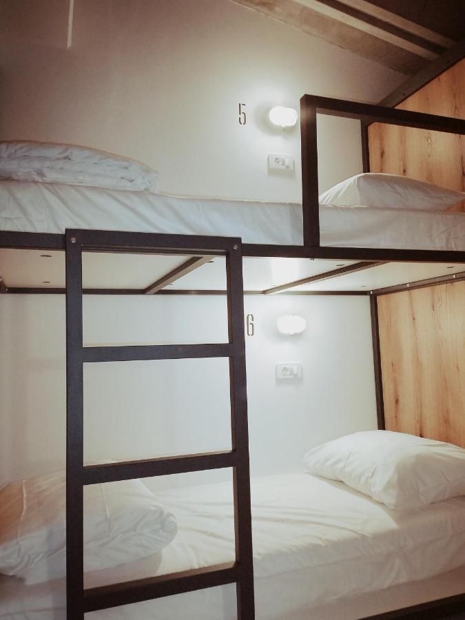 Garage Hostel Nova Gorica Luaran gambar