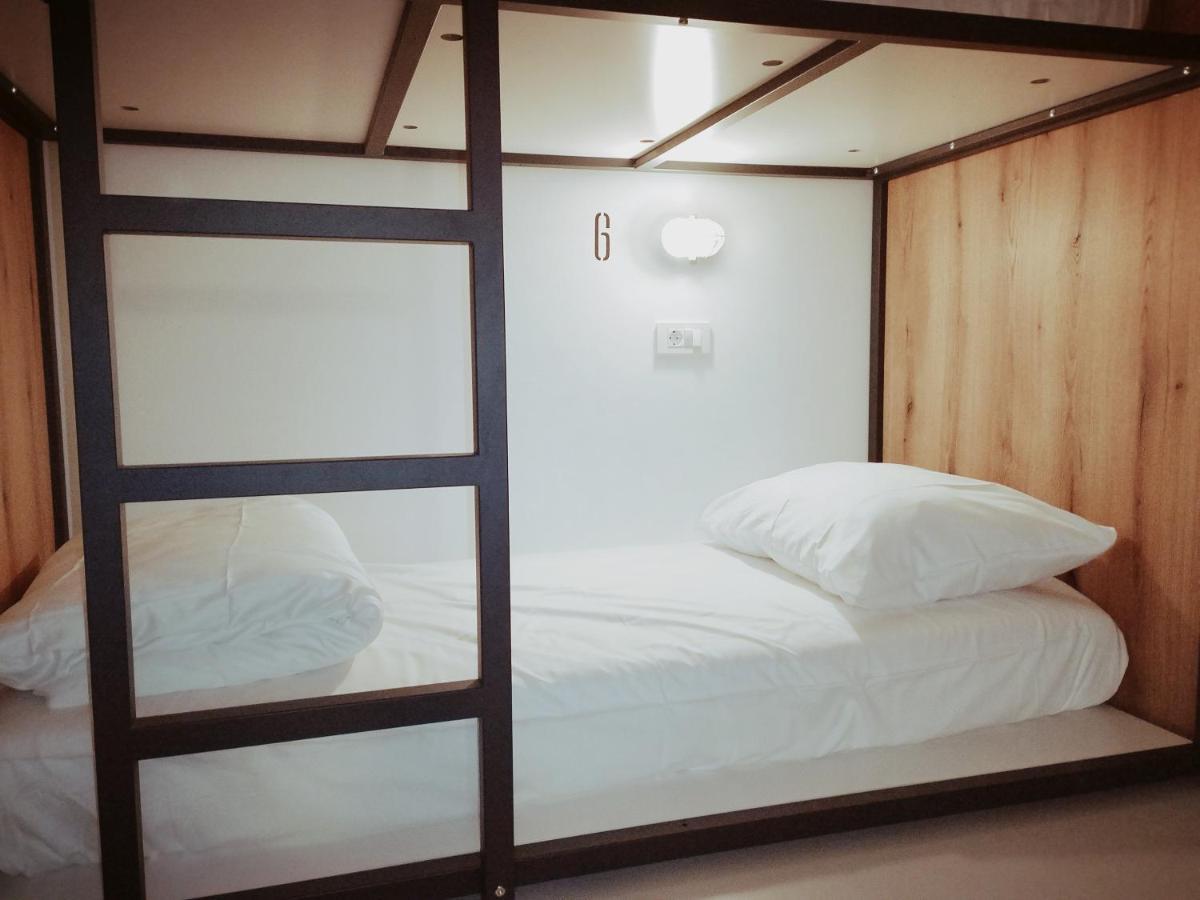 Garage Hostel Nova Gorica Luaran gambar