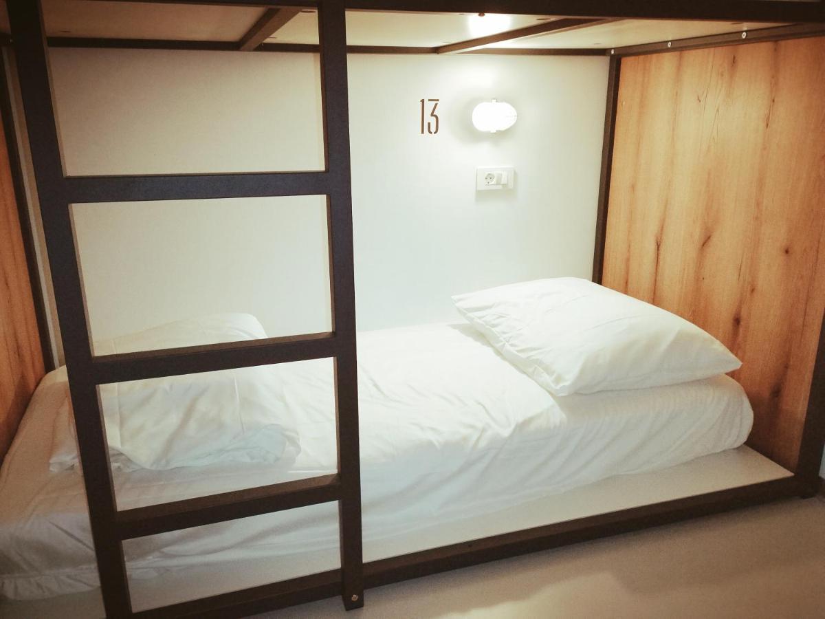 Garage Hostel Nova Gorica Luaran gambar